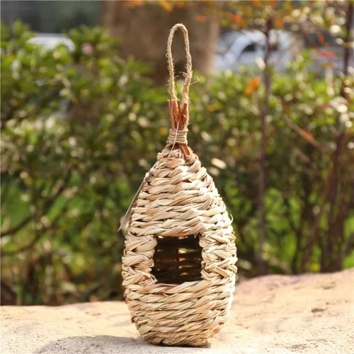 Bird Cage Ventilated Natural Grass Bird House Comfortable Resting Place Weaved Hanging Parrot Nest Houses Outdoor Decoration