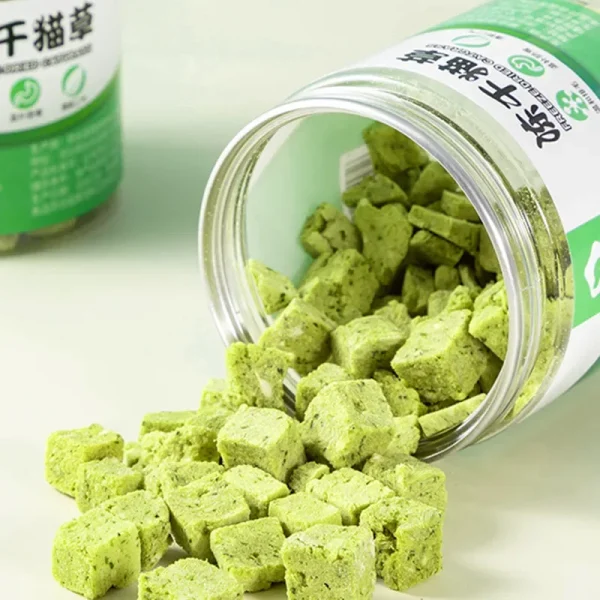 50g Cat Grass Freeze-dried Cat Snacks Easily Remove Hair Nutritional Relief Cat Grass Biscuit Training Reward Cat Treats